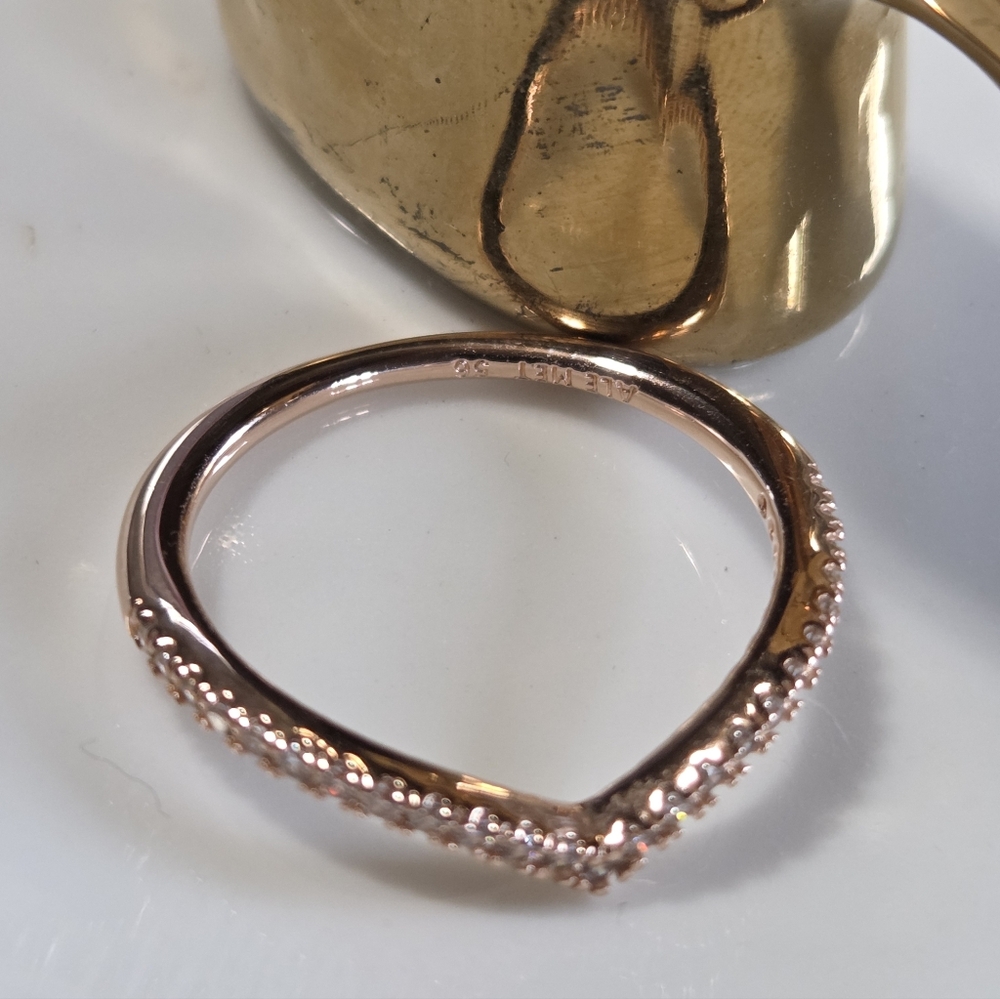 Pandora Shimmering Wish Rose Gold V-Shaped Pave Diamond Ring Size 7.5